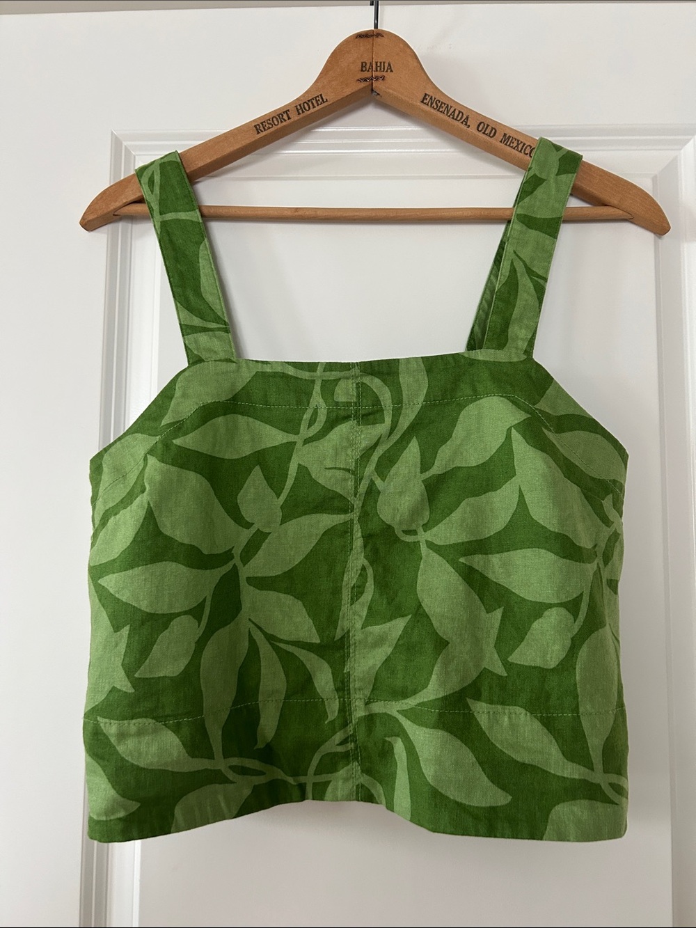 Banana Republic Crop Top Sz M w MEASUREMENTS Green Leaf Print Linen Adj. Straps - Picture 3 of 12